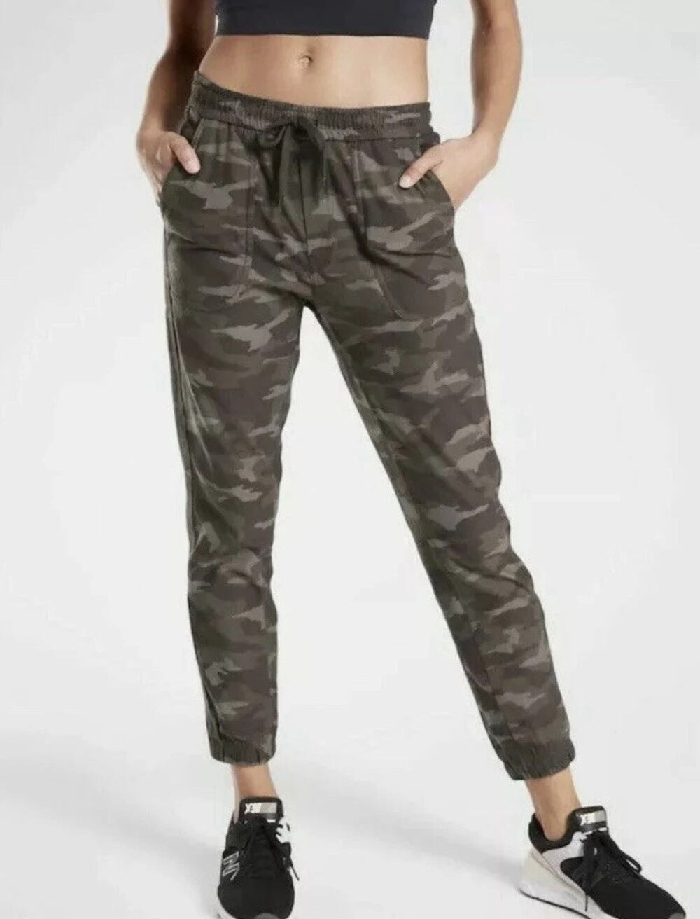 Athleta Farallon Camo Jogger Pants Olive Green Size 2